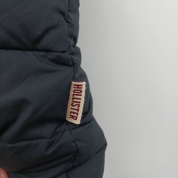 Hollister Black Puffer Vest Sherpa Lining Hood Size Medium - Picture 5 of 9